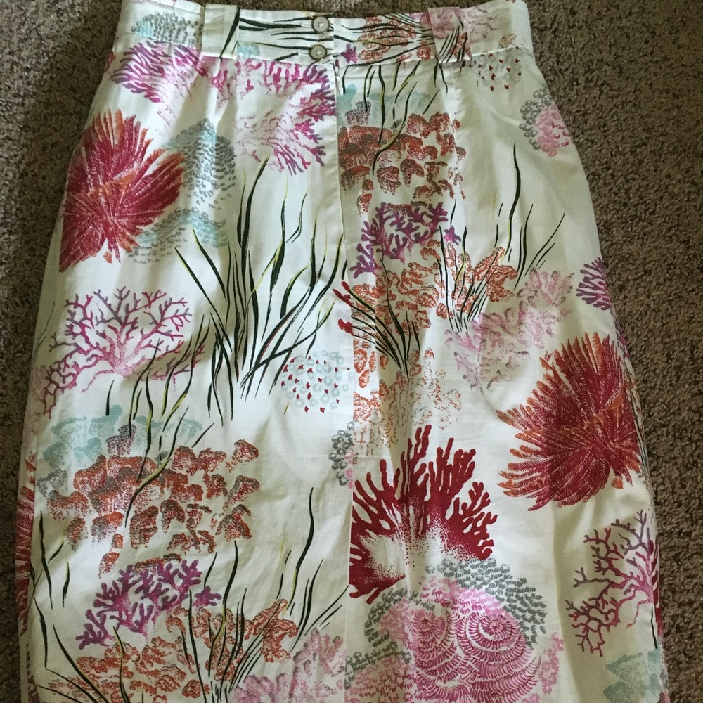 Bill Blass New York, coral print, high waisted single pleat bubble skirt, size 6